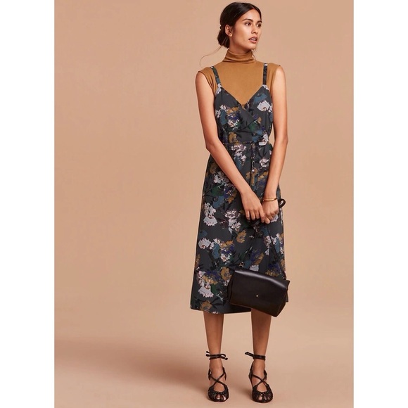 WILFRED | XXS ASTERE FLORAL WRAP DRESS ARITZIA - Picture 2 of 8